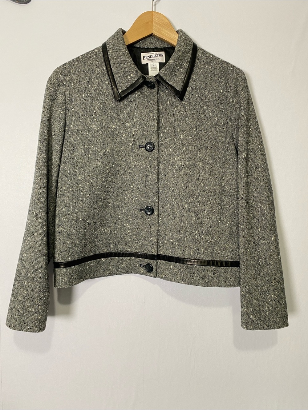 Pendleton Women's Blazer Wool 14P Gray Vintage Button Career Office